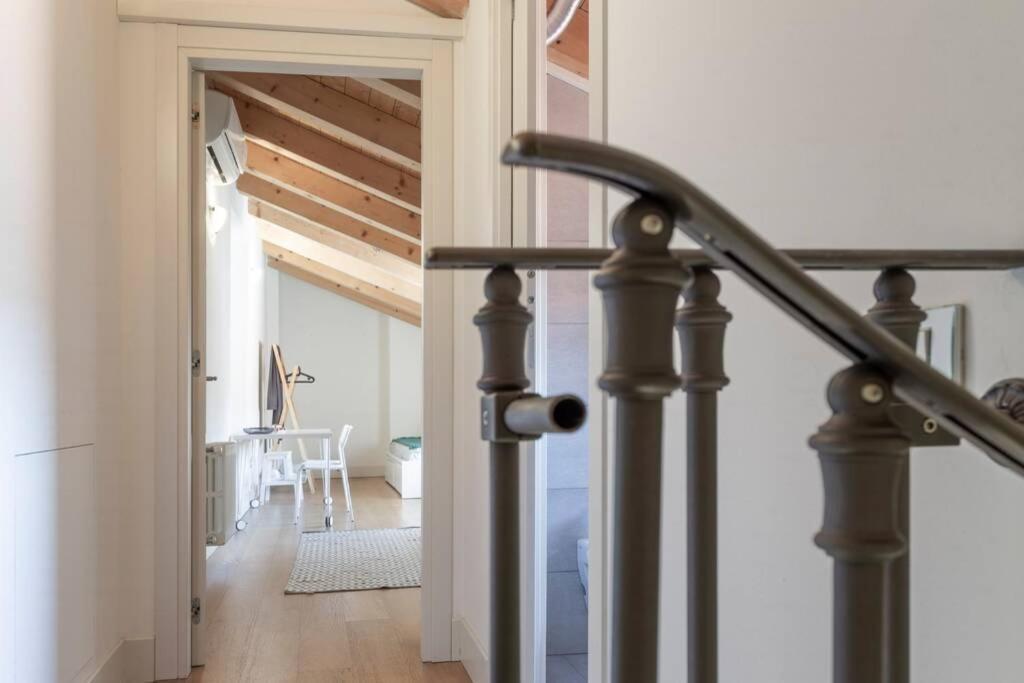 Palazzo Tergesteo Tirabora Suite Apartments Trieste Exterior photo